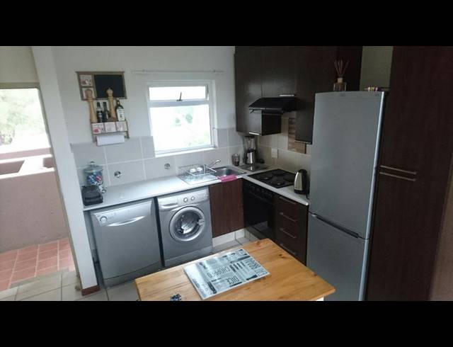 1 BEDROOM APARTMENT FOR SALE IN BRYANSTON